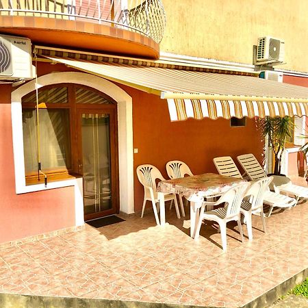 Unio Vendeghaz 1 Apartment Сиофок Екстериор снимка