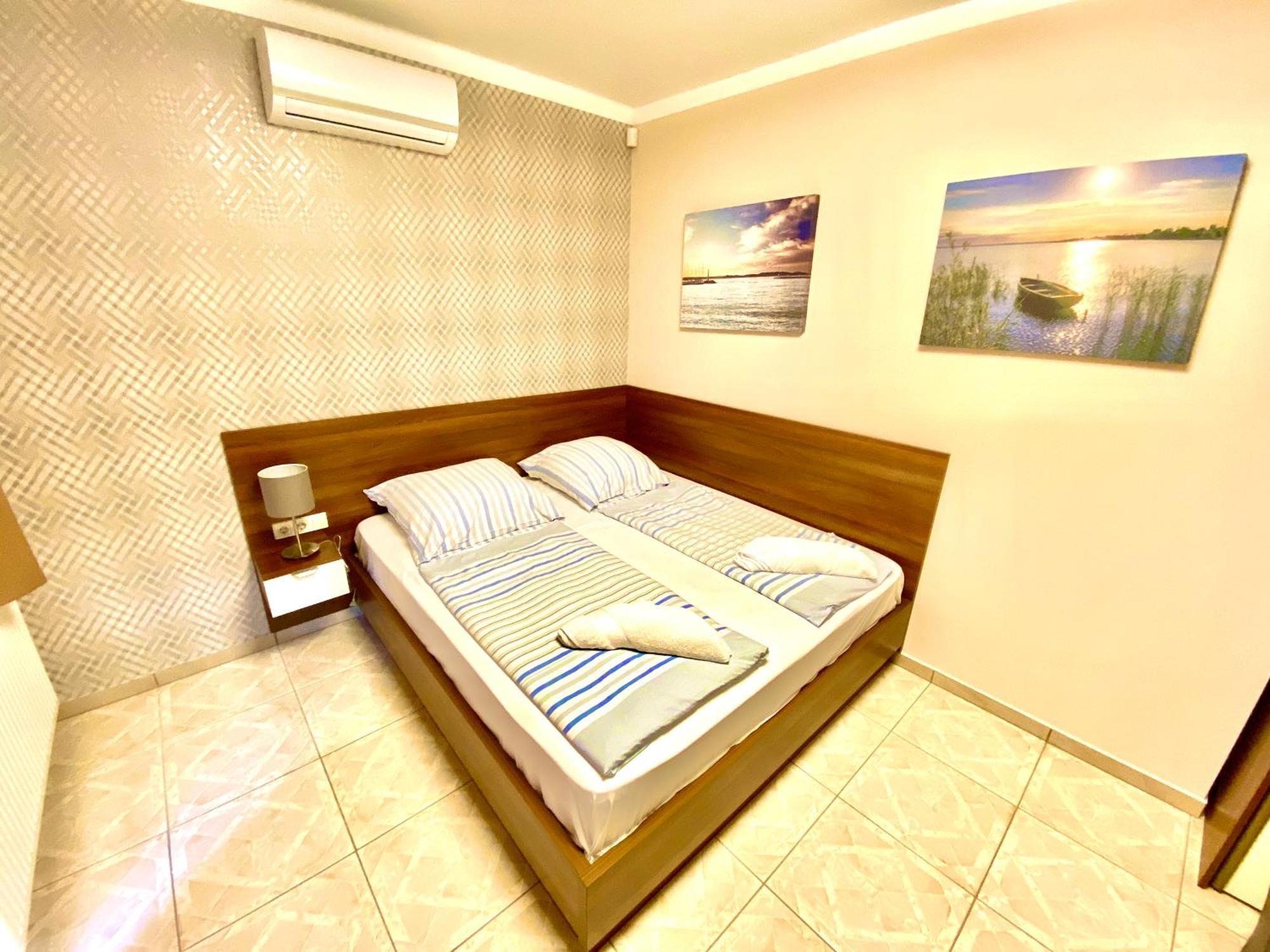 Unio Vendeghaz 1 Apartment Сиофок Екстериор снимка