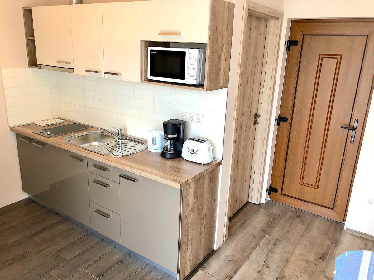 Unio Vendeghaz 1 Apartment Сиофок Екстериор снимка
